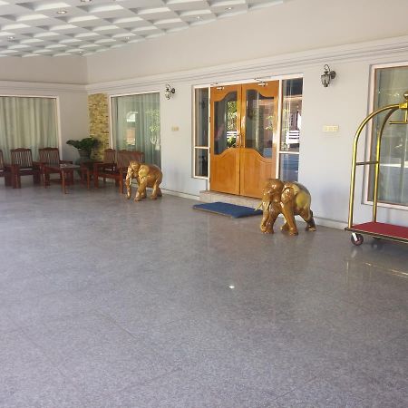 Hotel Juno Pakokku Екстериор снимка