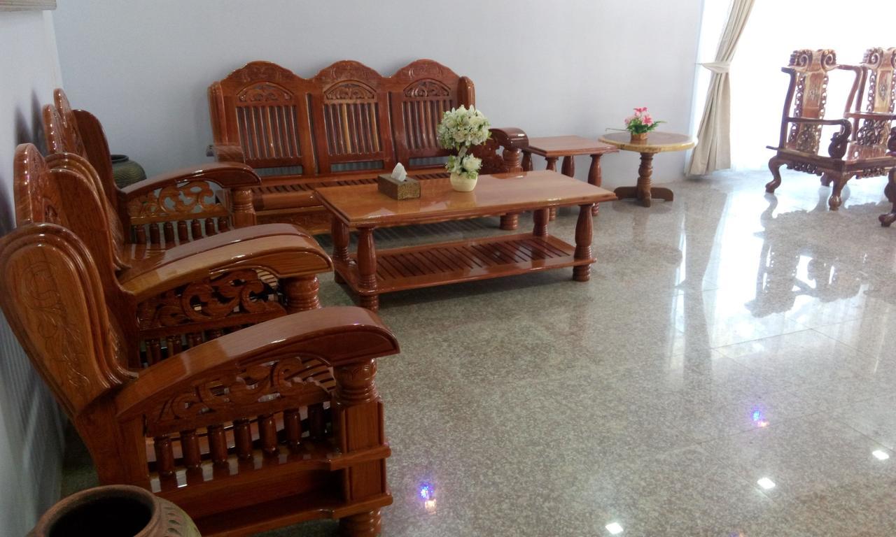 Hotel Juno Pakokku Екстериор снимка