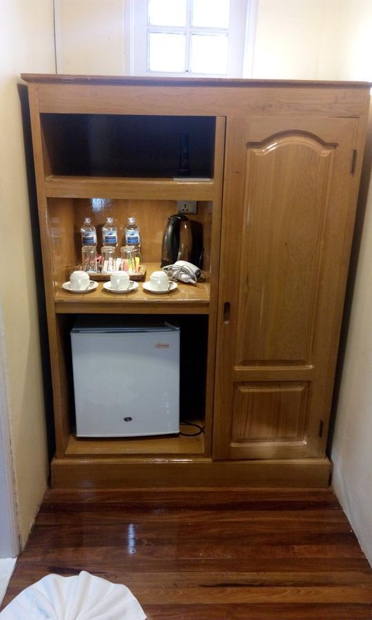 Hotel Juno Pakokku Стая снимка