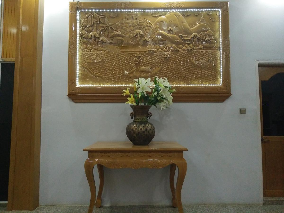 Hotel Juno Pakokku Екстериор снимка